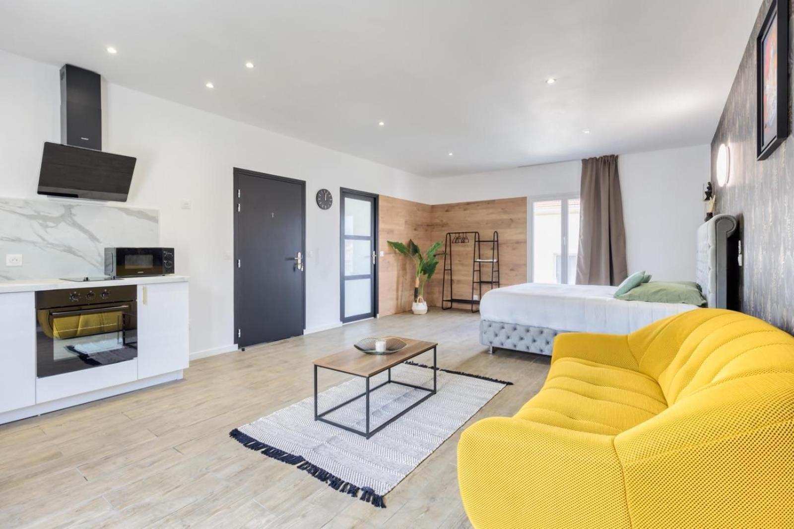 Studio 2 Coubron Exteriér fotografie